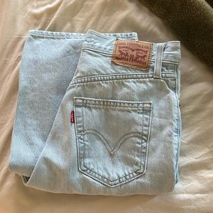 Levi Jeans! Light wash. No holes.